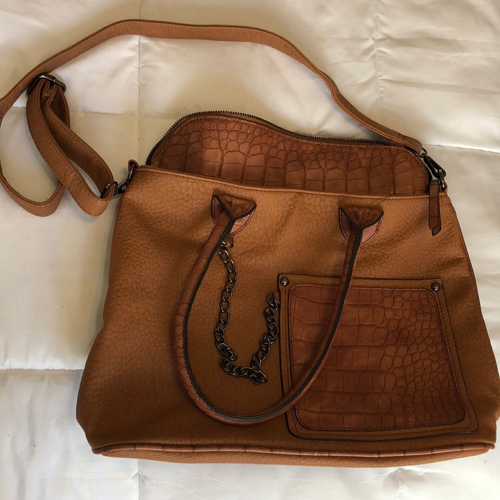Medium sized brown satchel